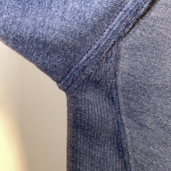 Hollister Small Navy Blue Pullover Sweater - Picture 9 of 14